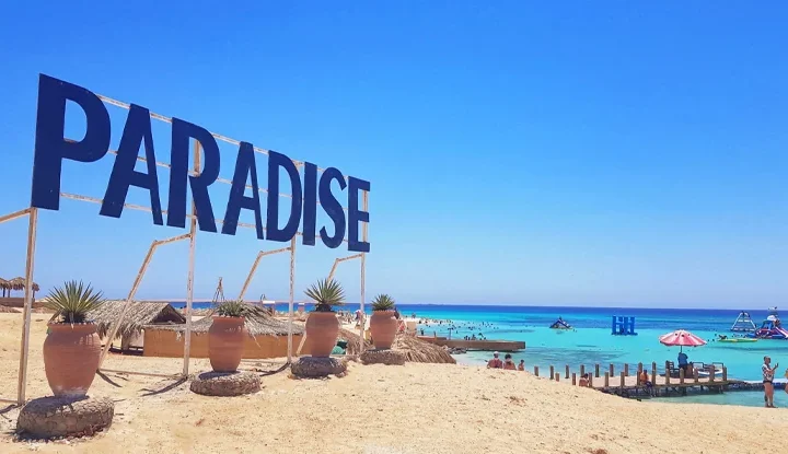 Wyspa Paradise Egipt – plaża i turkusowa woda