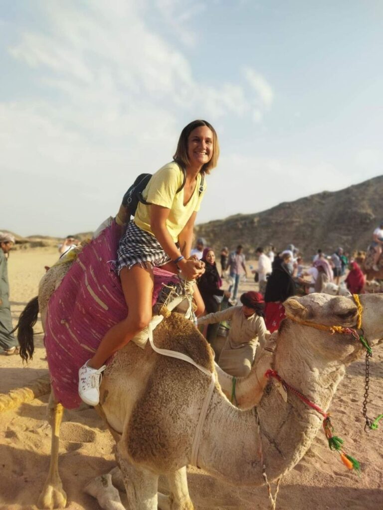 Jazda na wielbłądzie – wioska beduinów (Marsa Alam)