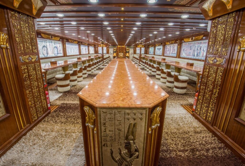 Port Ghalib i rejs łodzią Nefertari