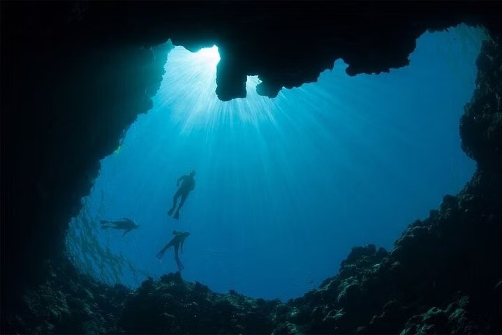 Wycieczka z Sharm el Sheikh do Blue Hole i Kolorowego Kanionu – nurkowanie w Blue Hole